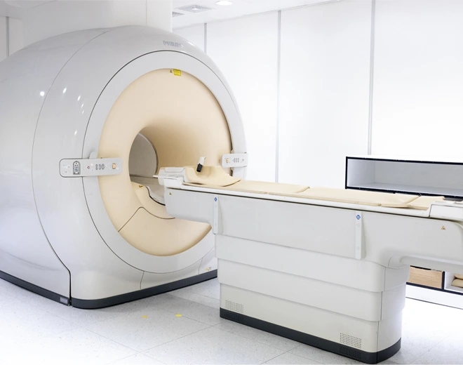 Risonanza magnetica RMN nei Centri Medici Ergéa, con apparecchi ad alto campo e RM aperta per lo studio di cervello, colonna e articolazioni.