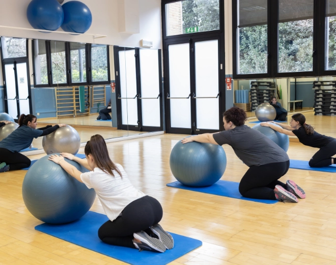 Corsi di gruppo e ginnastica posturale nei Centri Medici Ergéa