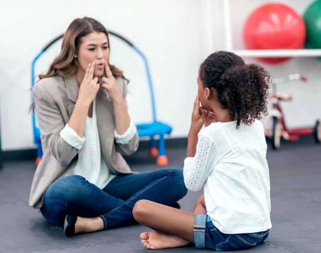 Visita logopedica per disturbi del linguaggio, della voce e della deglutizione nei Centri Medici Ergéa