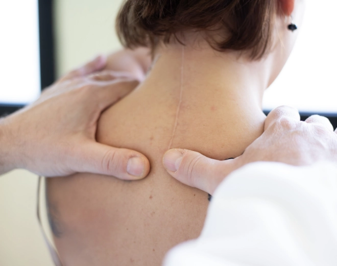 Visita neurochirurgica per patologie della colonna e del sistema nervoso nei Centri Medici Ergéa.