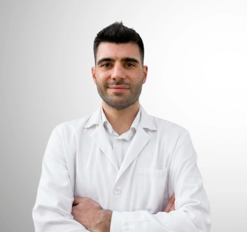 Dott. Riccardo Cavicchi, specialista in Neurochirurgia e Chirurgia Vertebrale presso Erg&eacute;a Centri Medici San Giovanni in Persiceto